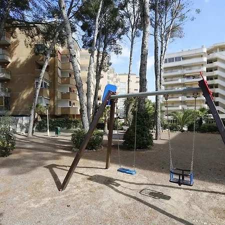 Different Style * Salou